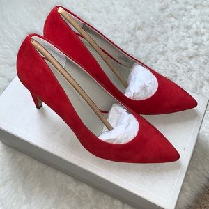 1. State hedde style red pump suede 6.5M/37
